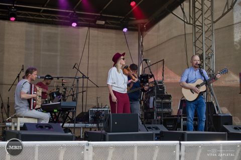 Foto z festivalu Mezi Bloky 2025