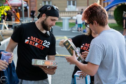 Foto z festivalu Mezi Bloky 2022