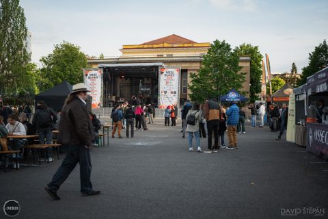 Foto z festivalu Mezi Bloky 2026