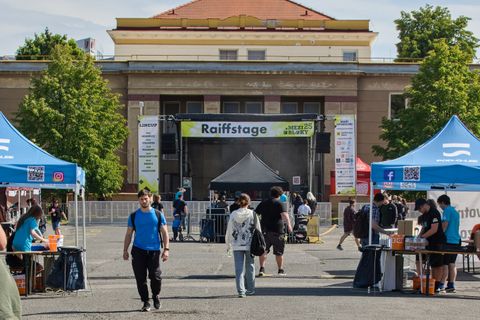 Foto z festivalu Mezi Bloky 2025