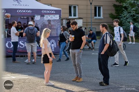 Foto z festivalu Mezi Bloky 2025
