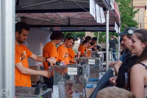 Foto z festivalu Mezi Bloky 2022