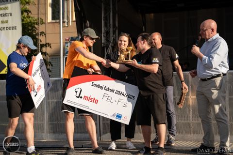 Foto z festivalu Mezi Bloky 2025