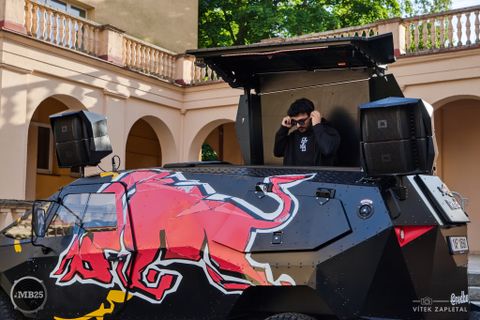 Foto z festivalu Mezi Bloky 2025