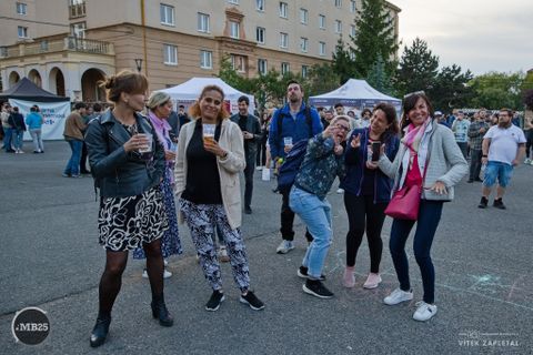 Foto z festivalu Mezi Bloky 2025