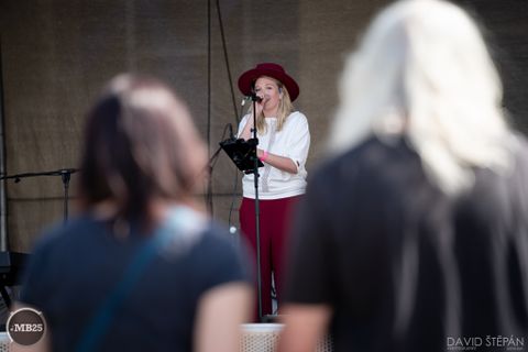 Foto z festivalu Mezi Bloky 2025