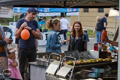 Foto z festivalu Mezi Bloky 2025