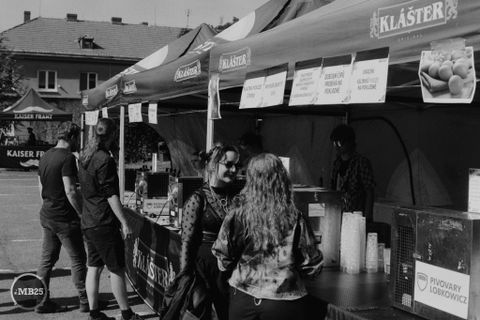 Foto z festivalu Mezi Bloky 2025