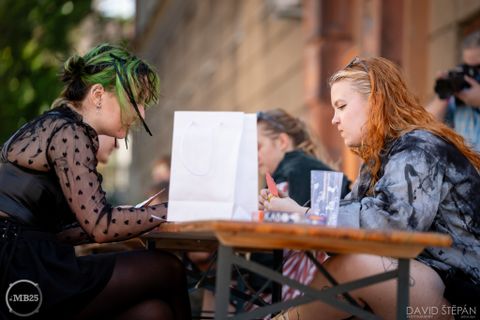 Foto z festivalu Mezi Bloky 2025