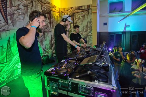 Foto z festivalu Mezi Bloky 2023