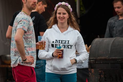 Foto z festivalu Mezi Bloky 2023