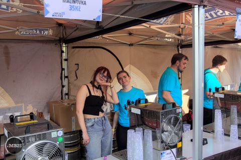 Foto z festivalu Mezi Bloky 2025