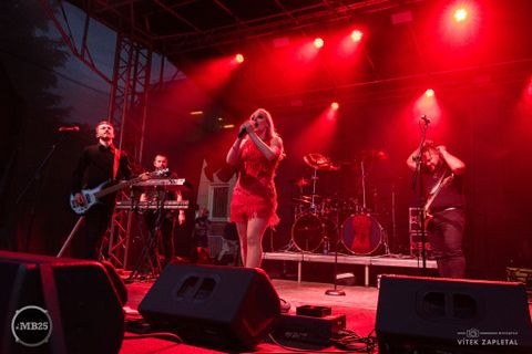 Foto z festivalu Mezi Bloky 2025