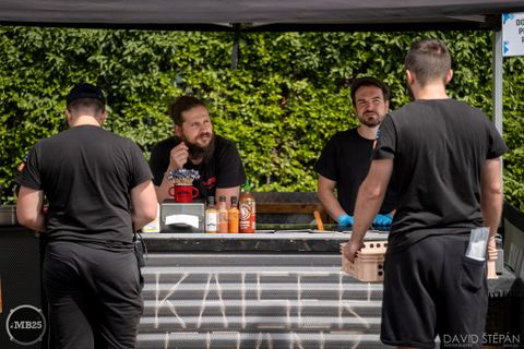 Foto z festivalu Mezi Bloky 2025