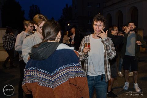 Foto z festivalu Mezi Bloky 2025