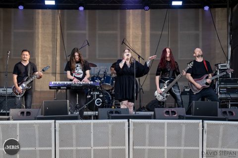 Foto z festivalu Mezi Bloky 2025