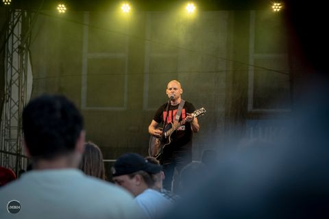 Foto z festivalu Mezi Bloky 2024