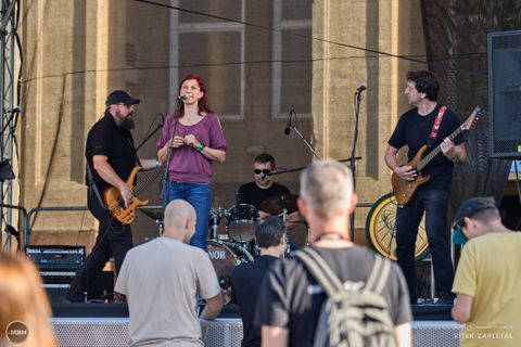 Foto z festivalu Mezi Bloky 2024