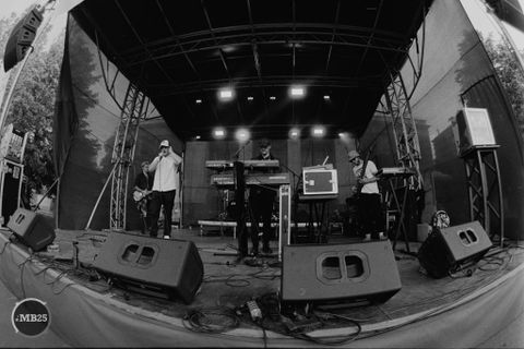 Foto z festivalu Mezi Bloky 2025