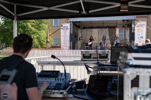 Foto z festivalu Mezi Bloky 2024