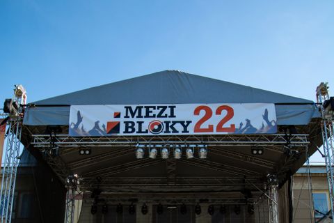 Foto z festivalu Mezi Bloky 2022