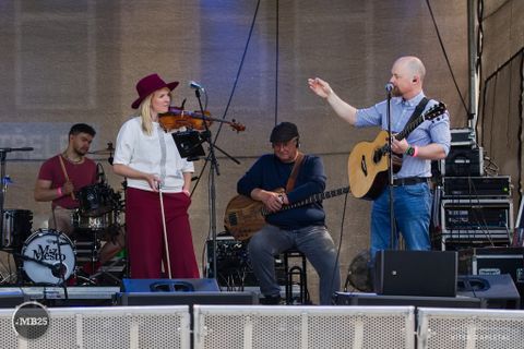 Foto z festivalu Mezi Bloky 2025