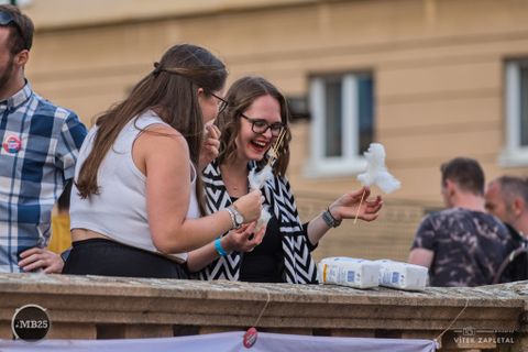 Foto z festivalu Mezi Bloky 2025