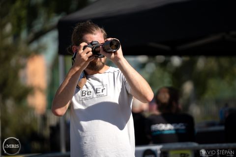 Foto z festivalu Mezi Bloky 2025