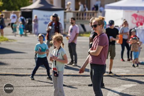 Foto z festivalu Mezi Bloky 2025