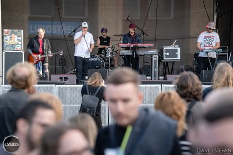 Foto z festivalu Mezi Bloky 2025