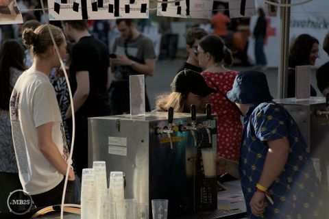 Foto z festivalu Mezi Bloky 2025