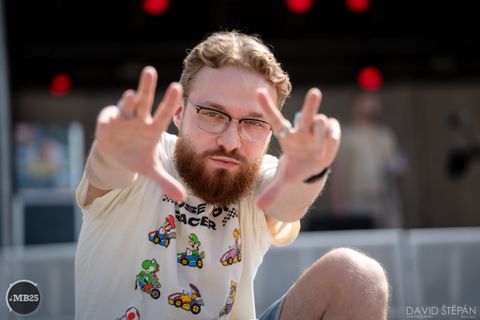 Foto z festivalu Mezi Bloky 2025